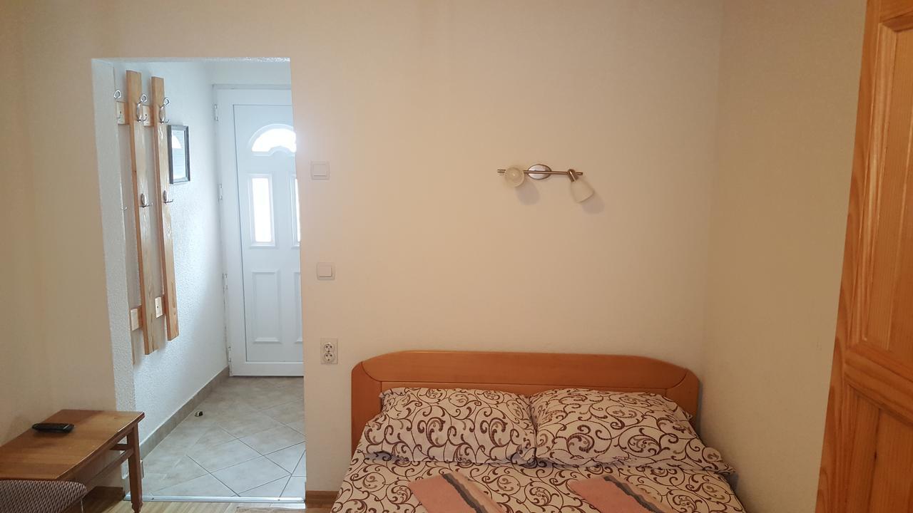 Pansion I Restoran ,, Pogled" Han Pijesak Exterior foto